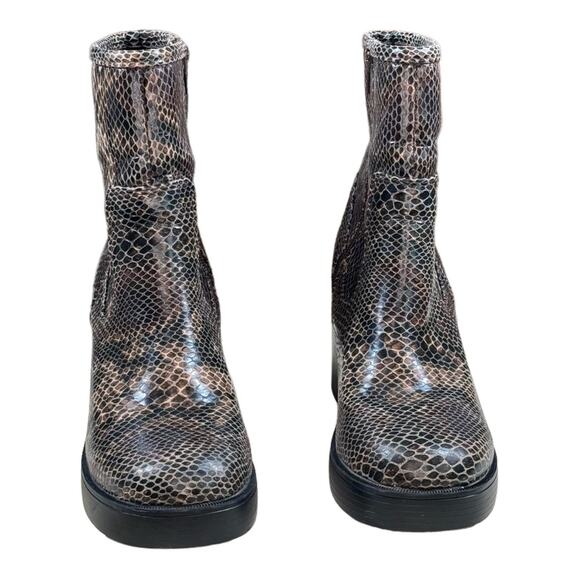 Urban Outfitters Gwen Reptile Platform Boot Womens Size 7 - Picture 3 of 7